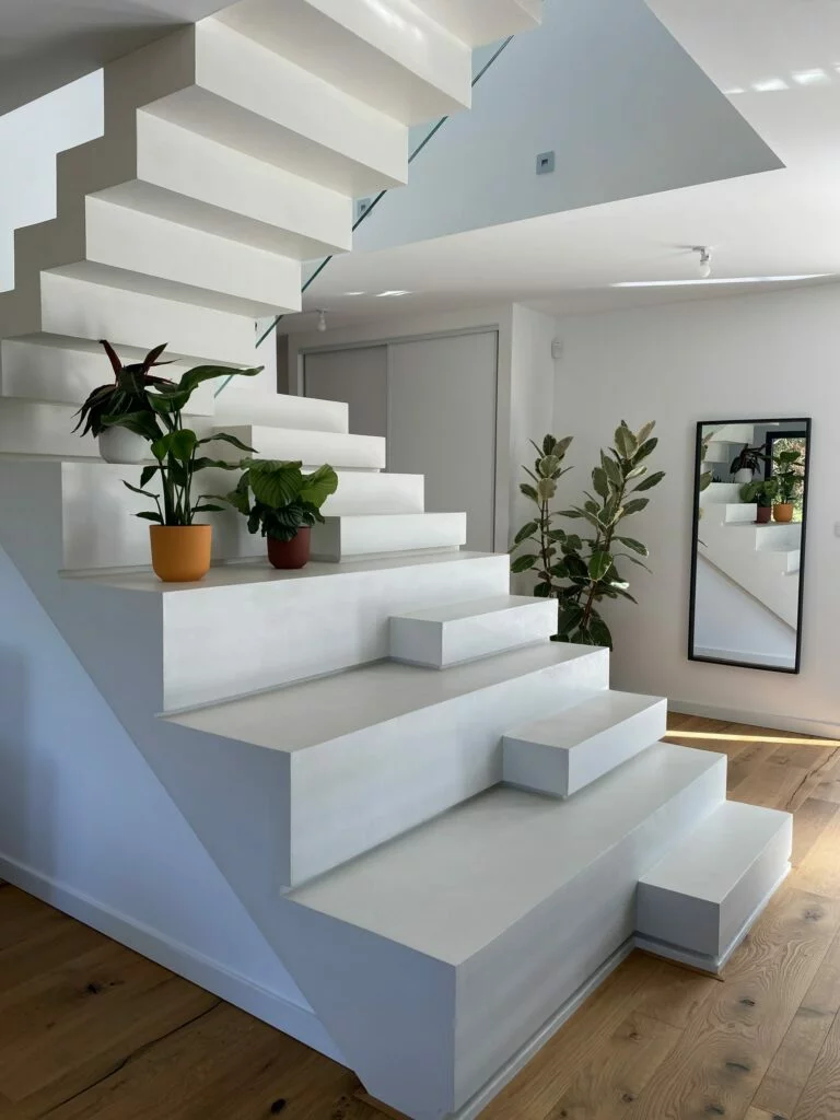 Peinture pour Votre Escalier en Béton