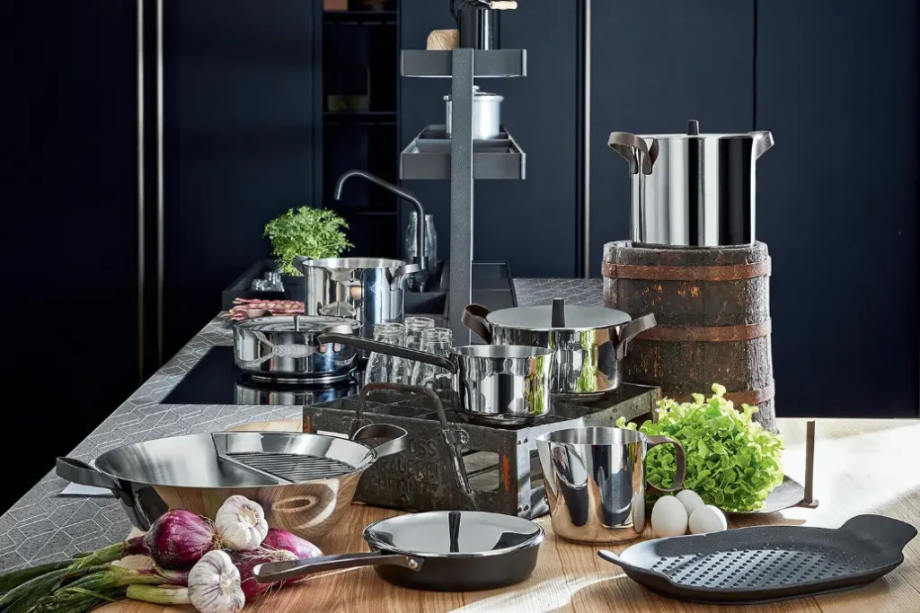 L'ustensile de cuisine inox