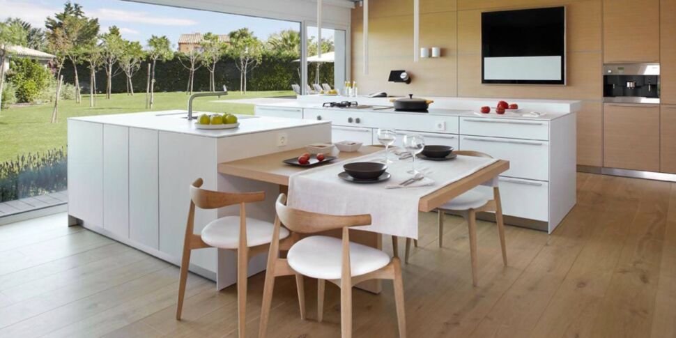 Îlot avec table