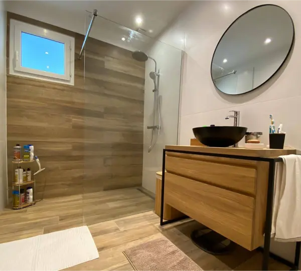 carrelage effet bois salle de bain