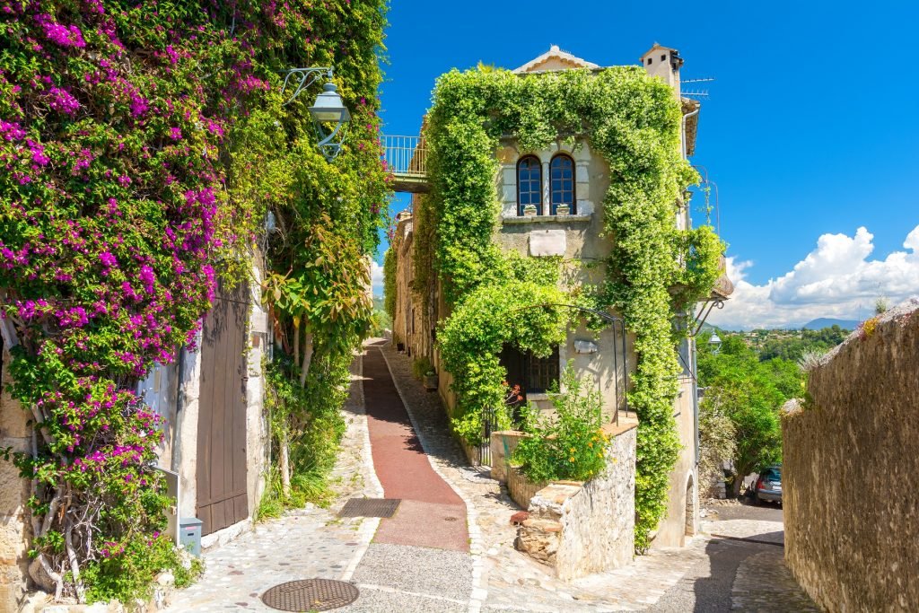 maison provençale pierre