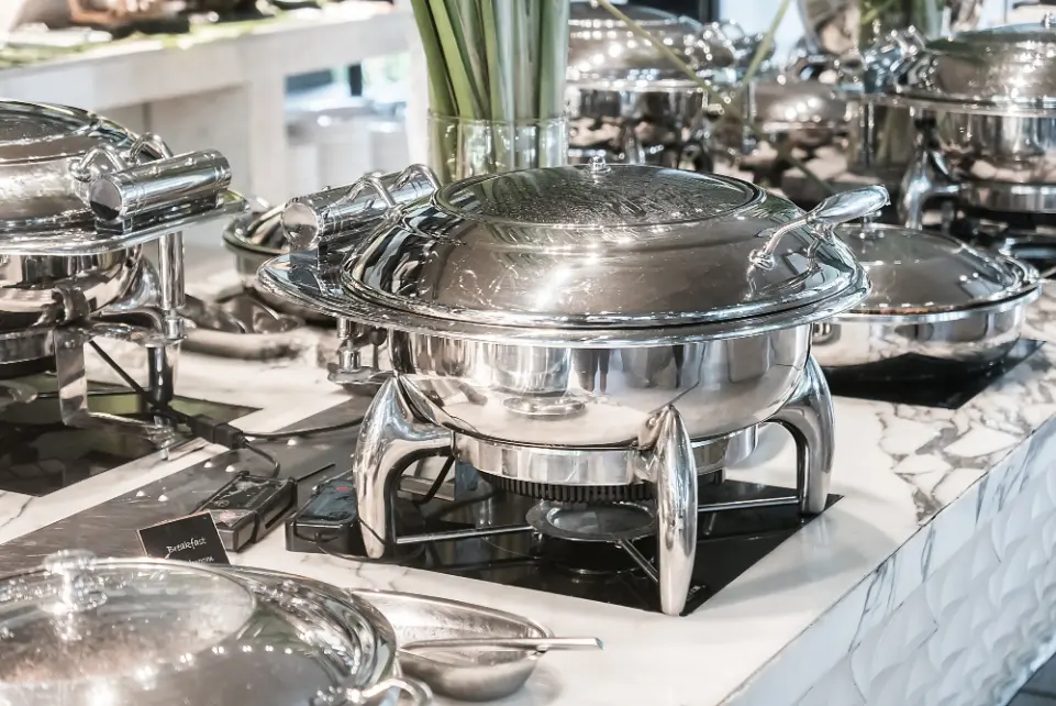 L'ustensile de cuisine inox