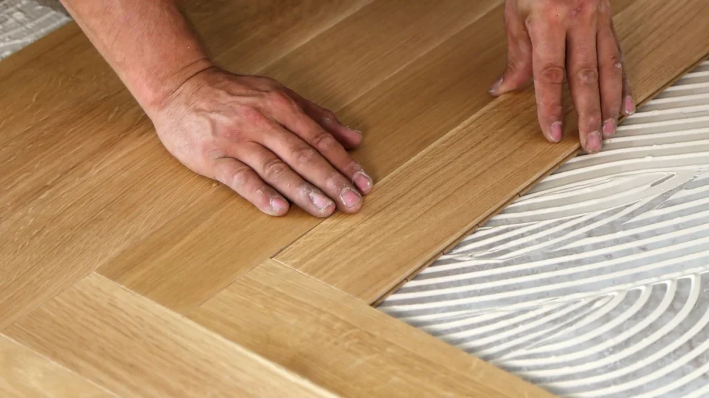 la-pose-de-parquet-contrecolle