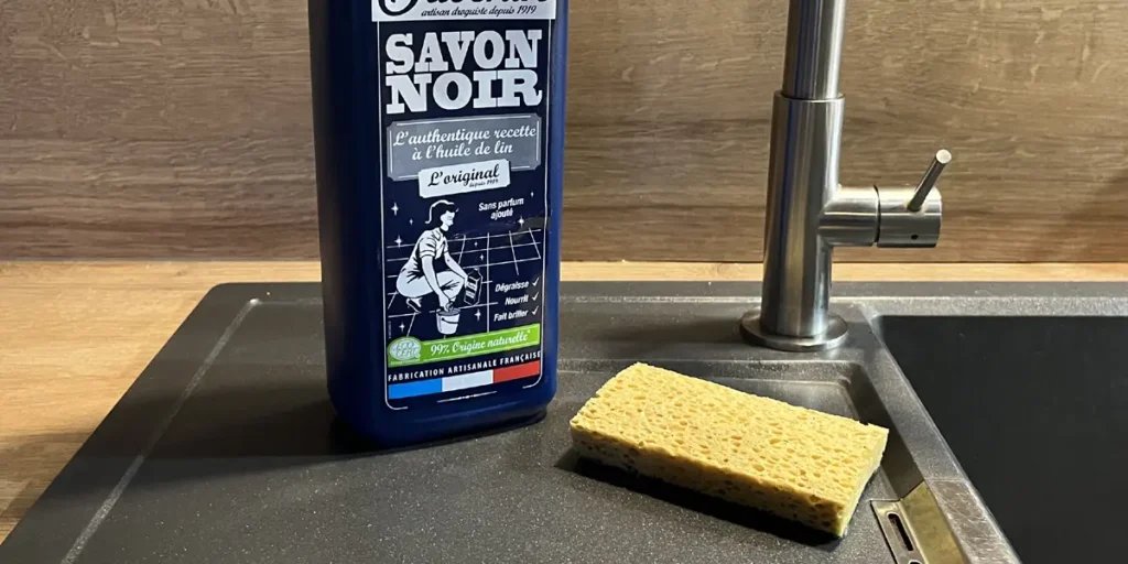 Le Savon Noir Nettoyage