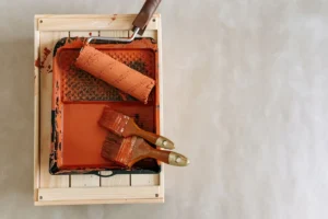Peinture et laque sur bois pour menuiseries