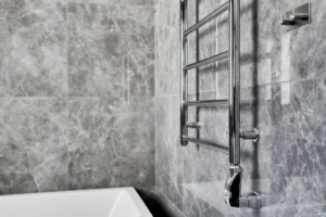 sèche-serviettes électrique design chromé salle de bain moderne