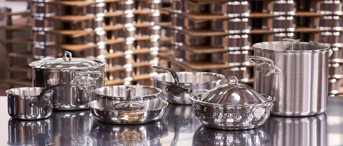 L'ustensile de cuisine inox