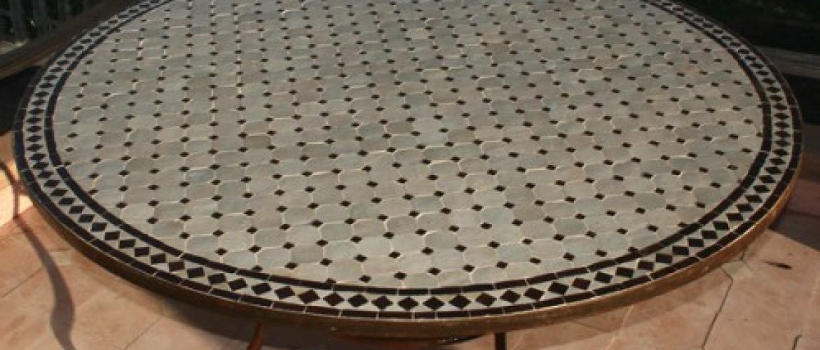 tables en zellige